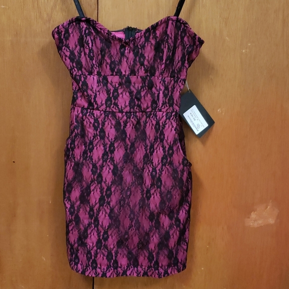 Urban Behavior Sweetheart Lace Mini Dress - Picture 1 of 4